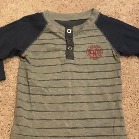 Bundle of 8, 18 mon. Carters, Seven for all mankind, Calvin Klein, Old Navy. - Picture 8 of 12